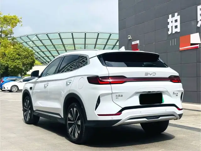 BYD SONG PLUS EV 2025