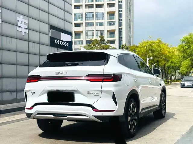 BYD SONG PLUS EV 2025