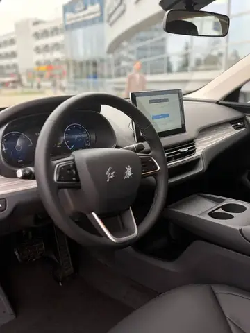 HONGQI E-QM5 500KM TRAVEL EDITION 2025