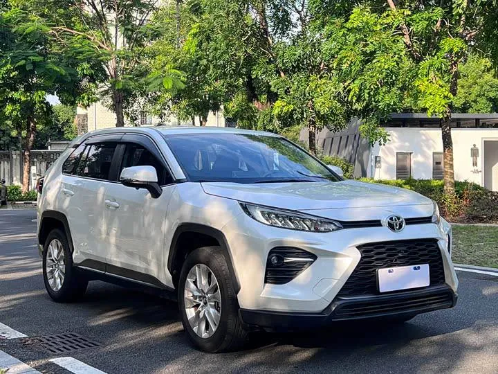 TOYOTA RAV4 2022