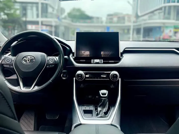 TOYOTA RAV4 LUXURY 2022
