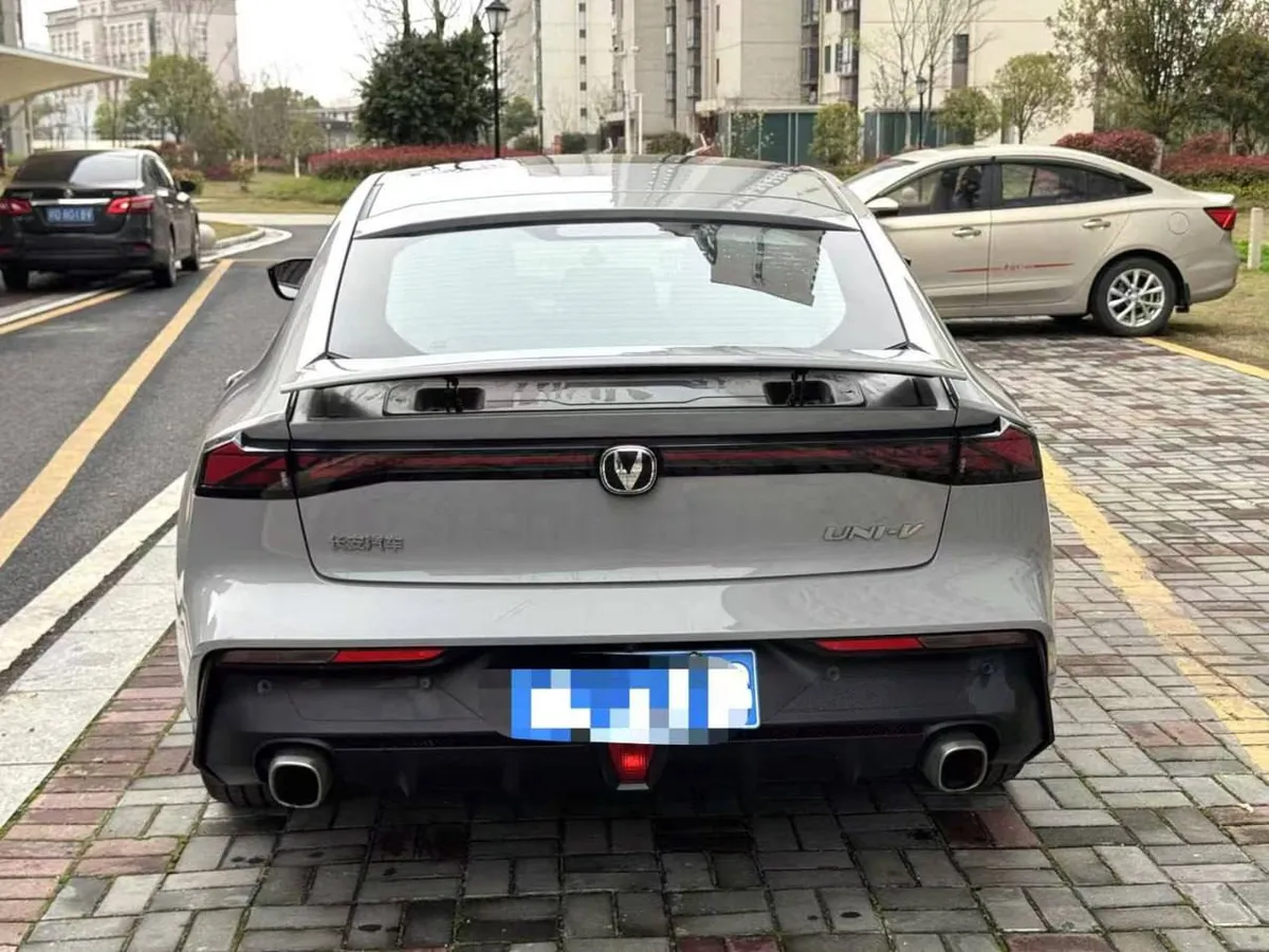 CHANGAN UNI-V 2022