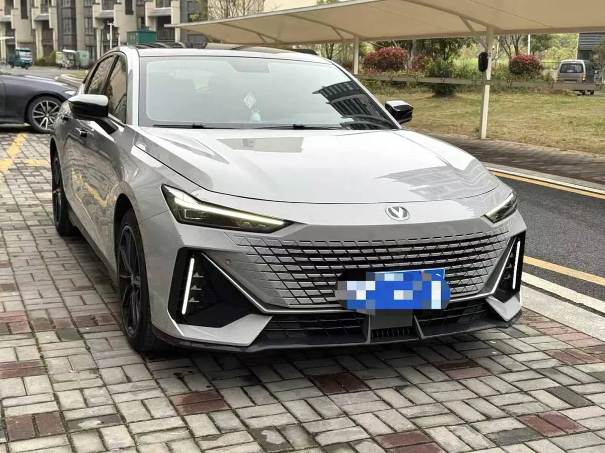 CHANGAN UNI-V 2022