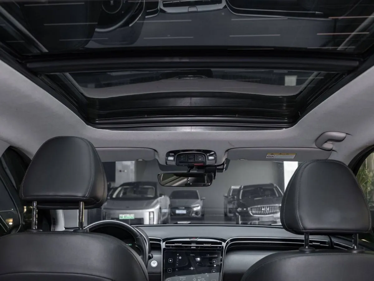 HYUNDAI TUCSON LUXURY 2023