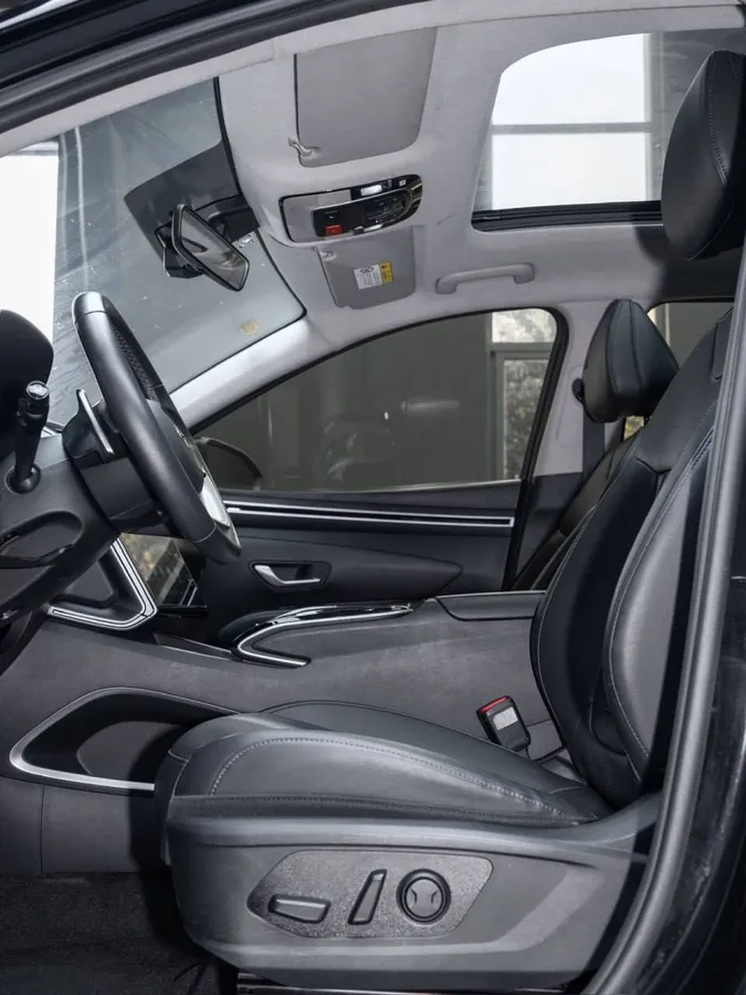 HYUNDAI TUCSON LUXURY 2023