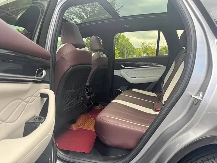 GEELY XINGYUE L 2024