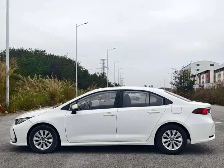 TOYOTA COROLLA TNGA 1 2022