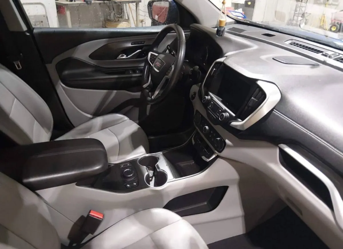 GMC TERRAIN SLT 2022