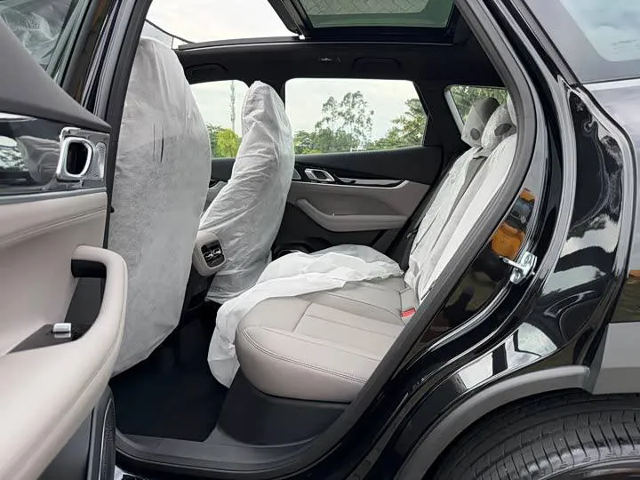 GEELY BOYUE L 2025