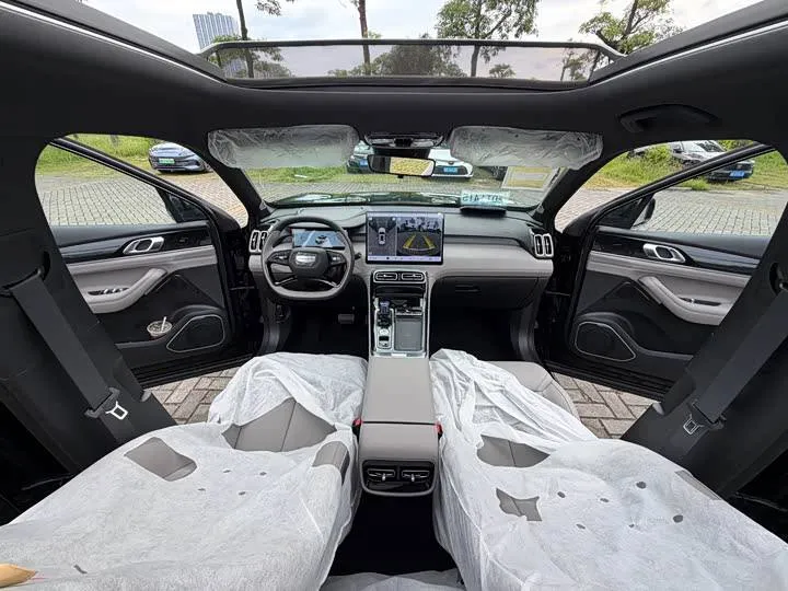 GEELY BOYUE L 2025