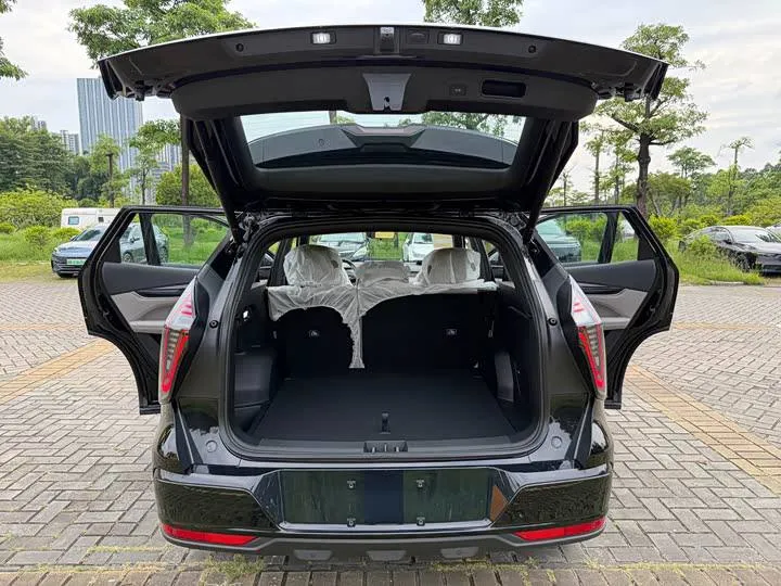 GEELY BOYUE L 2025
