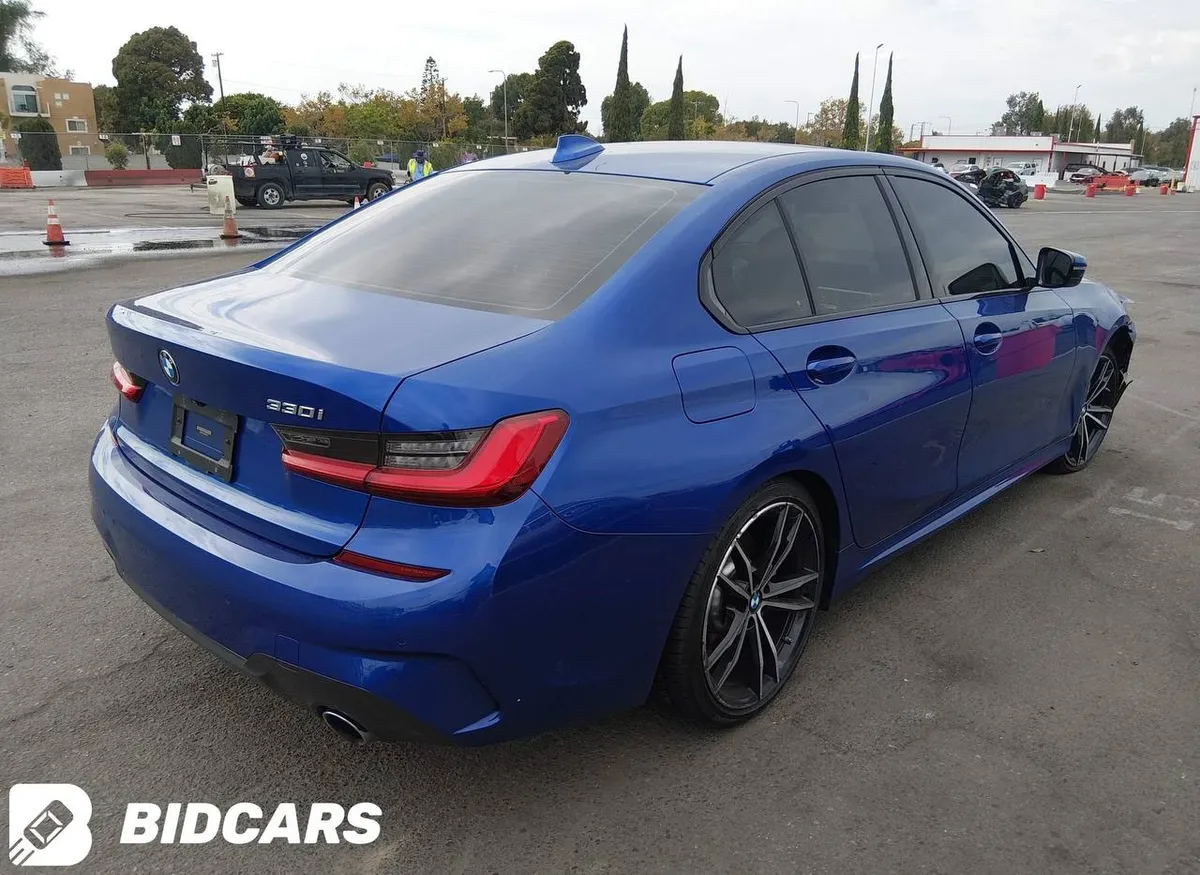 BMW 330I 2019