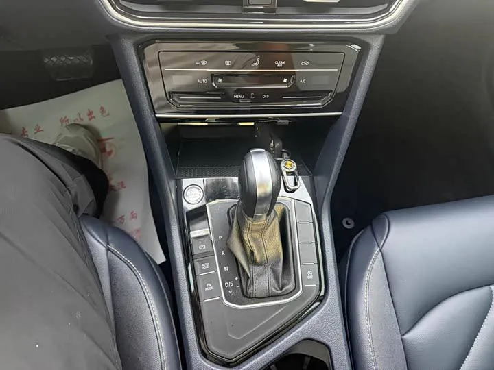 VOLKSWAGEN THARU FULL THARU 300TSI 2WD FULL 2023