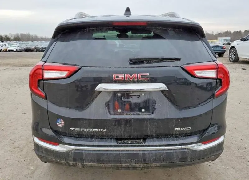 GMC TERRAIN SLT 2024