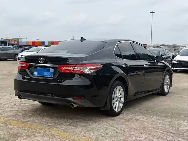 TOYOTA CAMRY LUXURY 2023