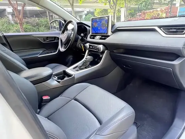 TOYOTA RAV4 2022