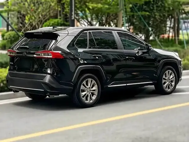 TOYOTA RAV4 LUXURY 2022