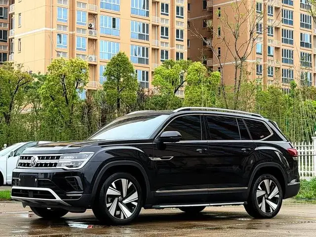 VOLKSWAGEN TERAMONT PREMIUM 2022