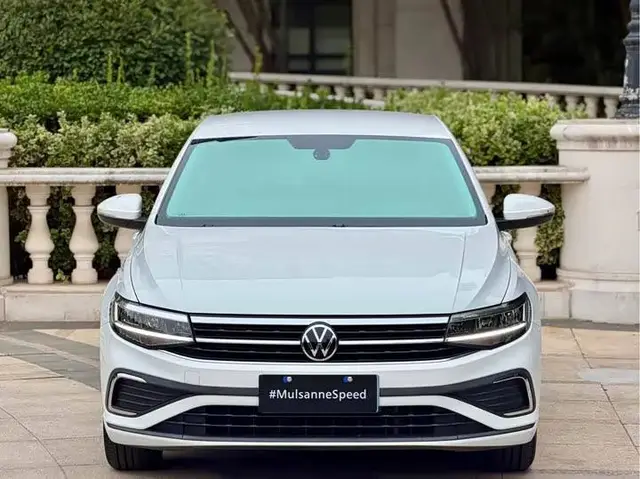 VOLKSWAGEN BORA 200TSI DSG COMFORT 2023