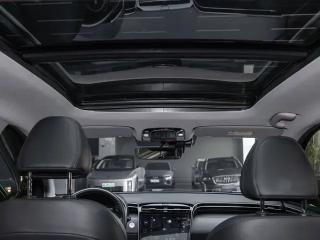 HYUNDAI TUCSON LUXURY 2023