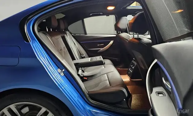 BMW 3 SERIES (F30) 320I M SPORT 2017