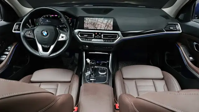 BMW 3 SERIES LUXURY 2022