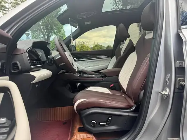 GEELY XINGYUE L 2024