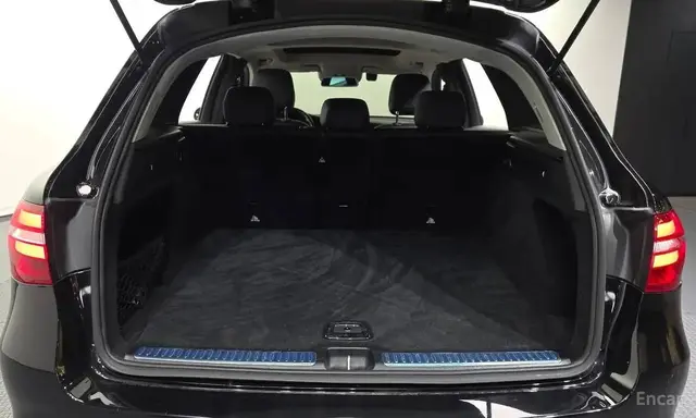 MERCEDES-BENZ GLC-CLASS 2018