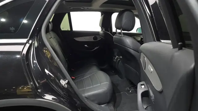 MERCEDES-BENZ GLC-CLASS 2018