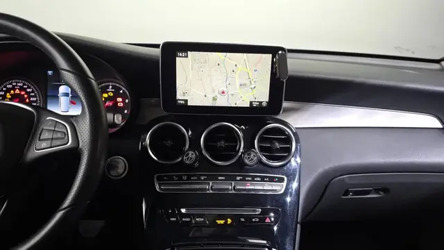 MERCEDES-BENZ GLC-CLASS 2018