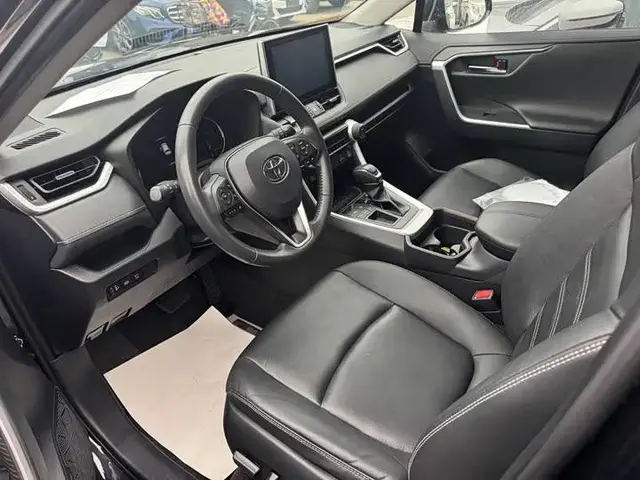 TOYOTA RAV4 2022