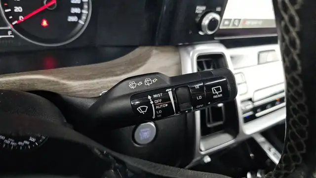 KIA CONNECT PRESTIGE 2022