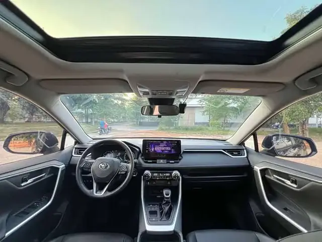 TOYOTA RAV4 2023