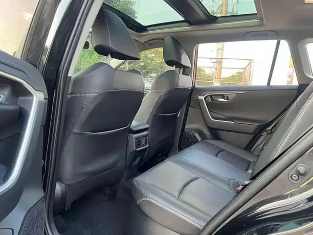 TOYOTA RAV4 2023