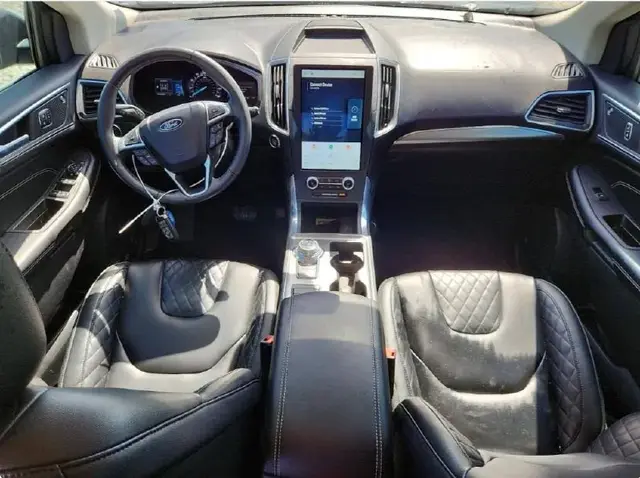 FORD EDGE TITANIUM 2023
