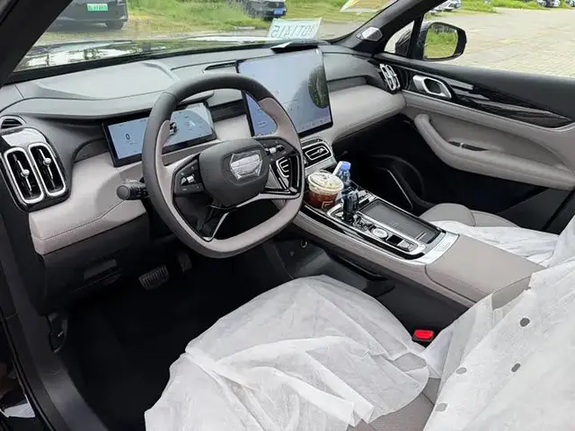 GEELY BOYUE L 2025