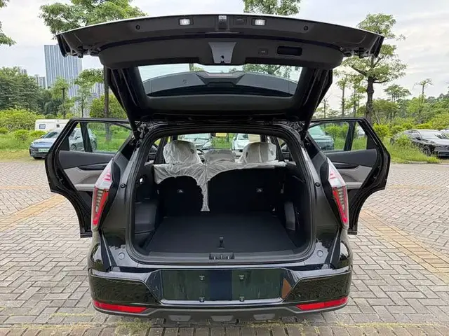 GEELY BOYUE L 2025