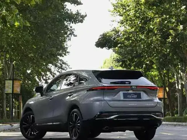 TOYOTA VENZA PREMIUM 2022