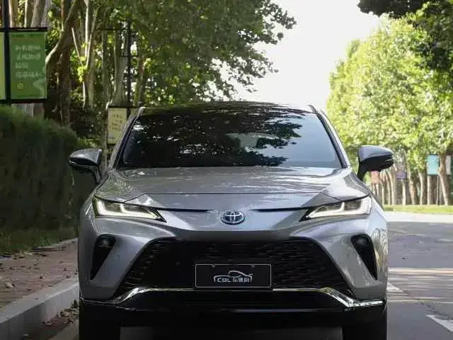 TOYOTA VENZA PREMIUM 2022