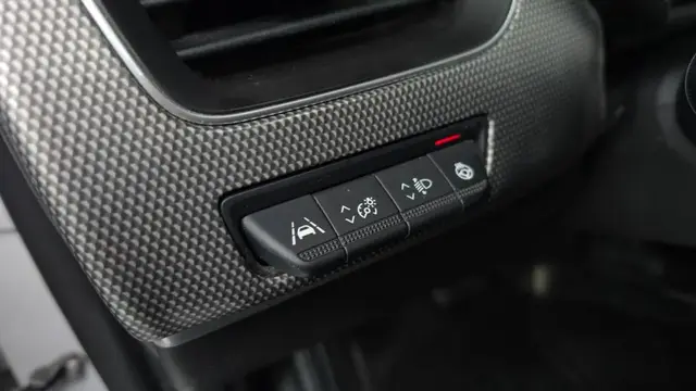 RENAULT SAMSUNG XM3 2023