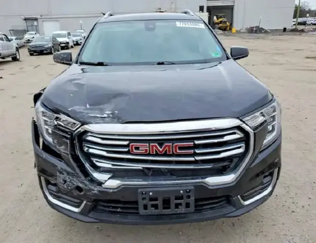 GMC TERRAIN SLT 2024