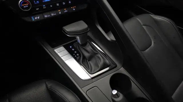 HYUNDAI AVANTE (CN7) 1.6 MODERN 2022