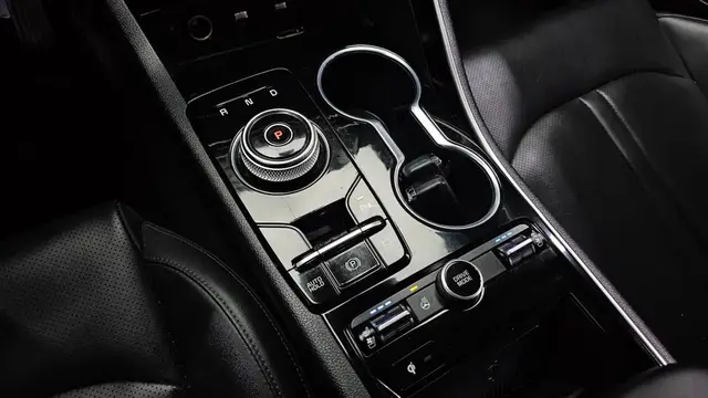 KIA K5 2023