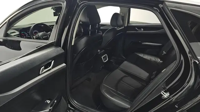 KIA K5 2023