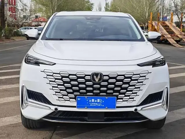 CHANGAN UNI-K 2023