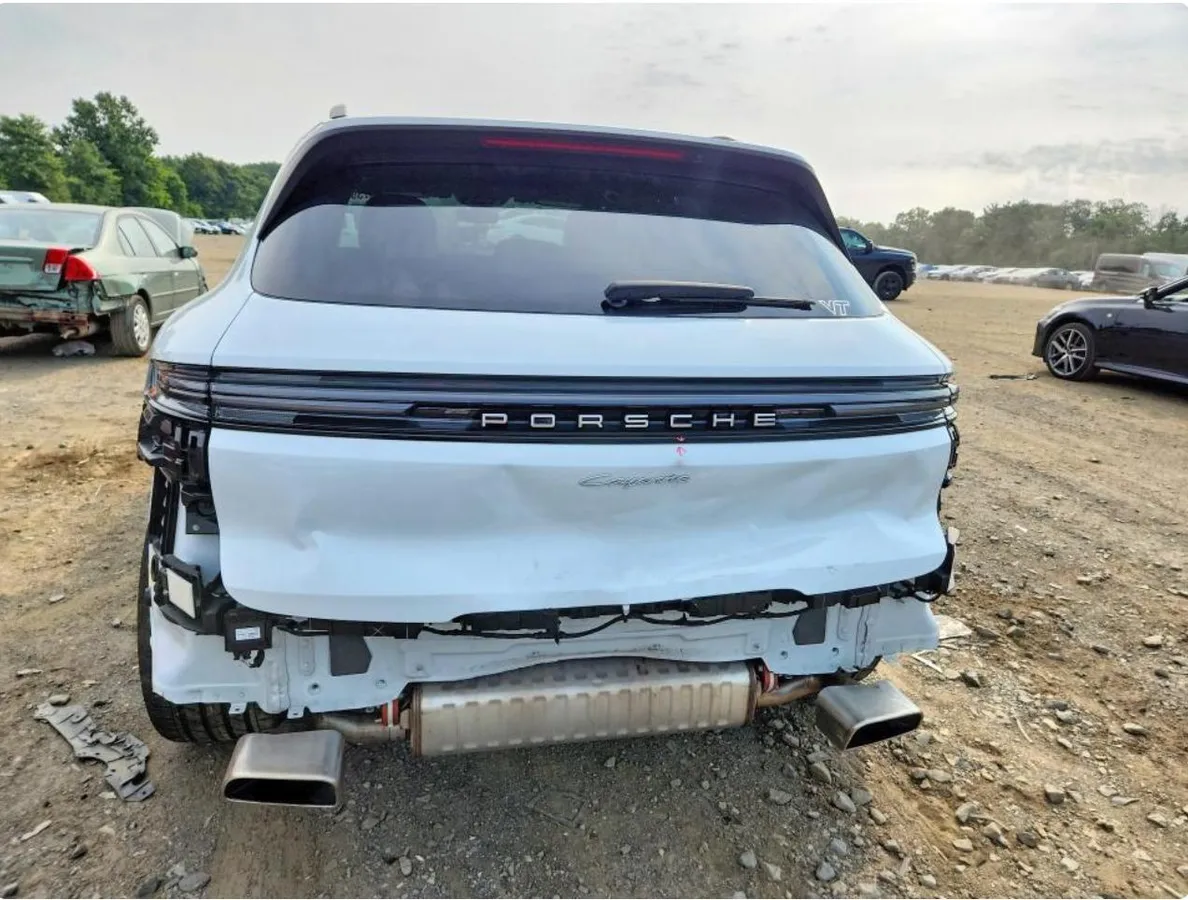 PORSCHE CAYENNE 2024