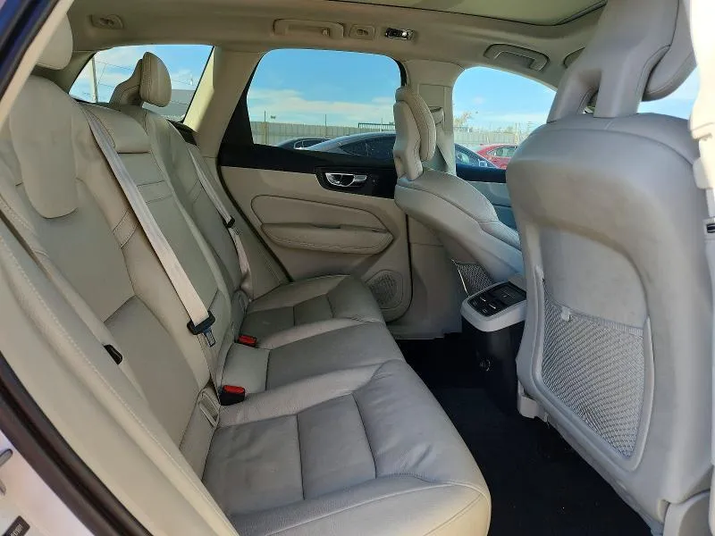 VOLVO XC60 T6 2018