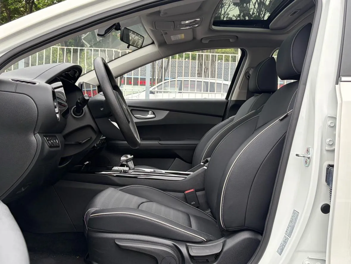 KIA K3 2025