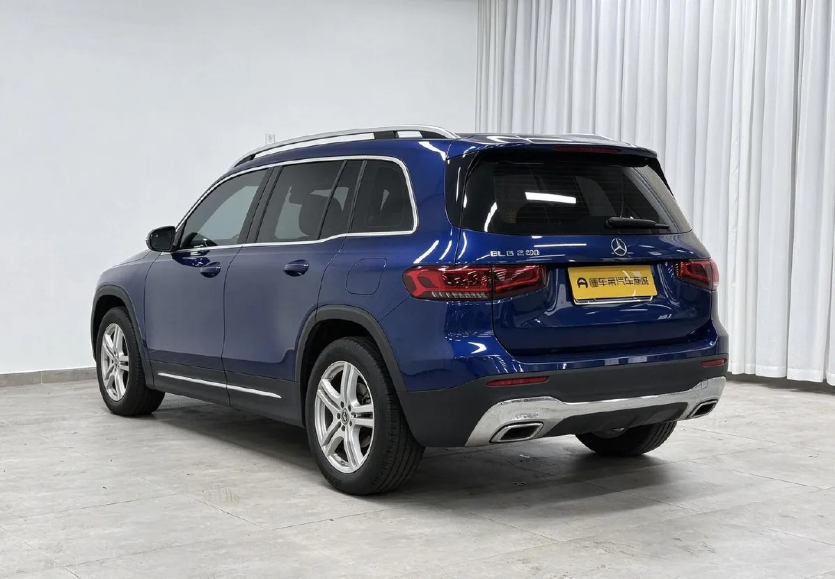 MERCEDES-BENZ GLB 200 DYNAMIC 2022