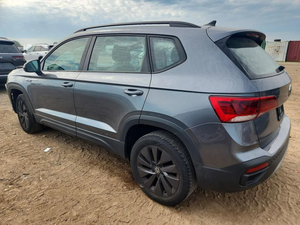 VOLKSWAGEN TAOS S 2022